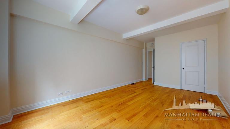 E 56th St #9C - Photo 7 of 11