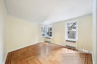Jane St #4F - Photo 1 of 1