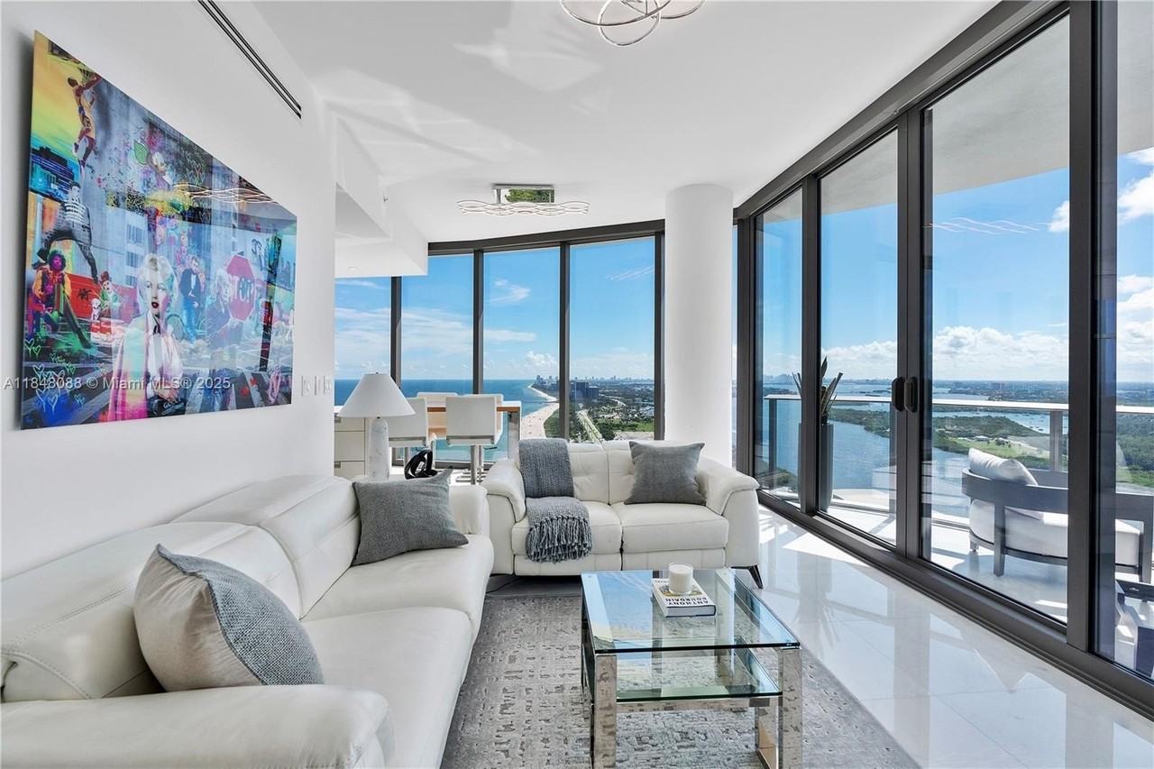 15701 Collins Ave #3605 - Photo 5 of 47