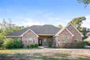 featured image of 16109 Mcqueen Rd