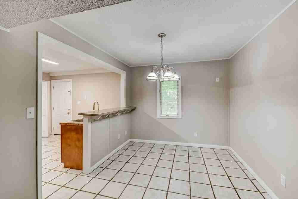 24 Autry Dr - Photo 7 of 17