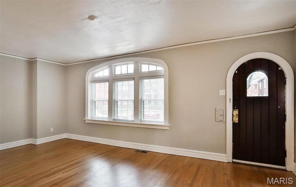 7125 Dartmouth Ave - Photo 5 of 28