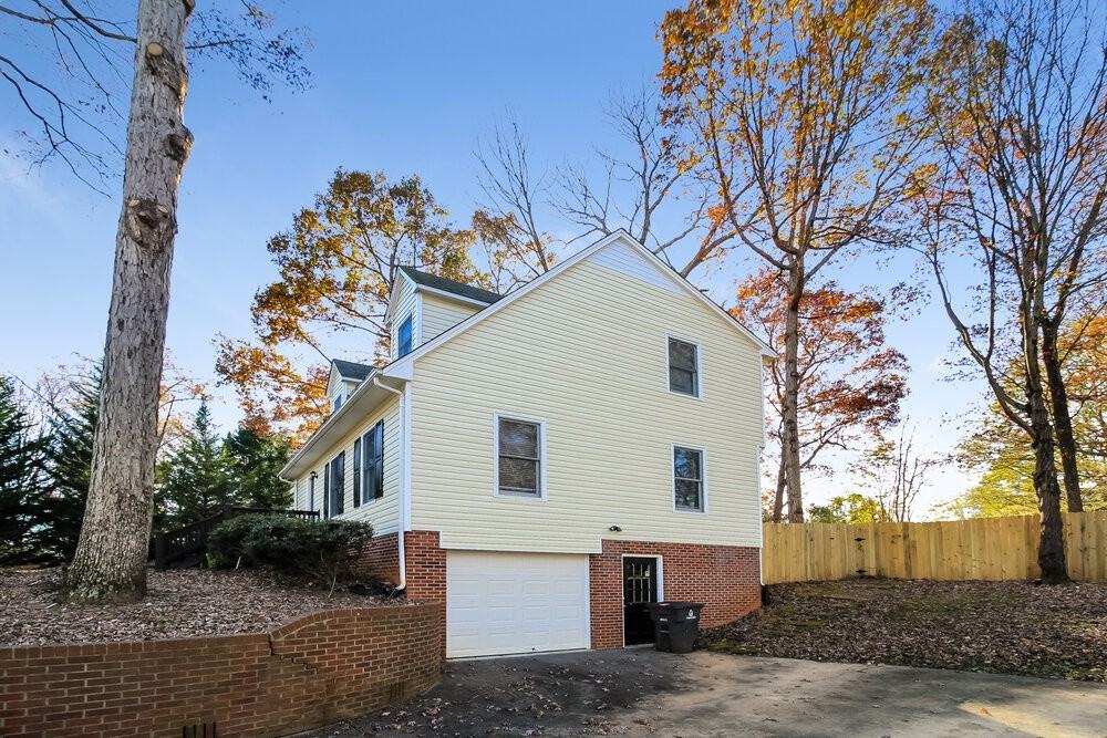 3112 Hickory Ridge Dr - Photo 3 of 20