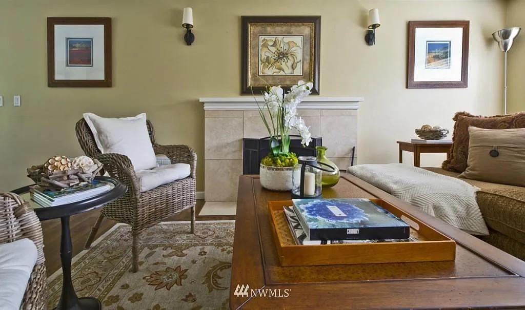 10632 Se 4th St - Photo 2 of 24