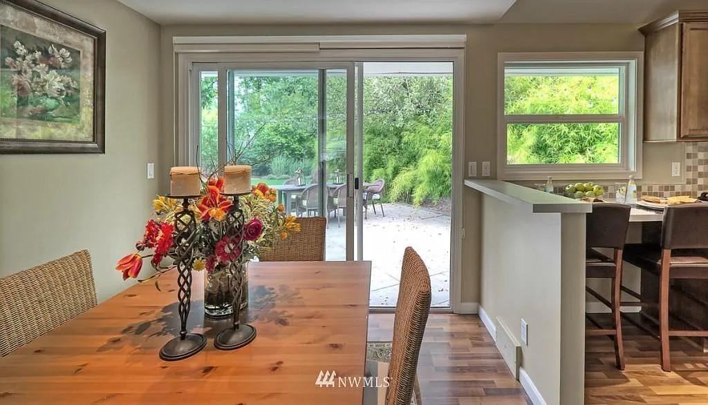 10632 Se 4th St - Photo 4 of 24