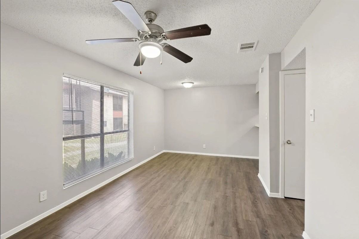 E Oltorf St & Parker Ln #221 - Photo 2 of 13