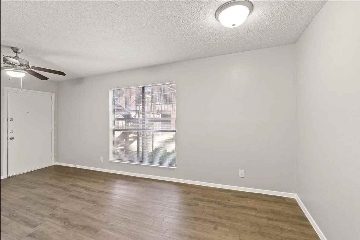 E Oltorf St & Parker Ln #221 - Photo 4 of 13