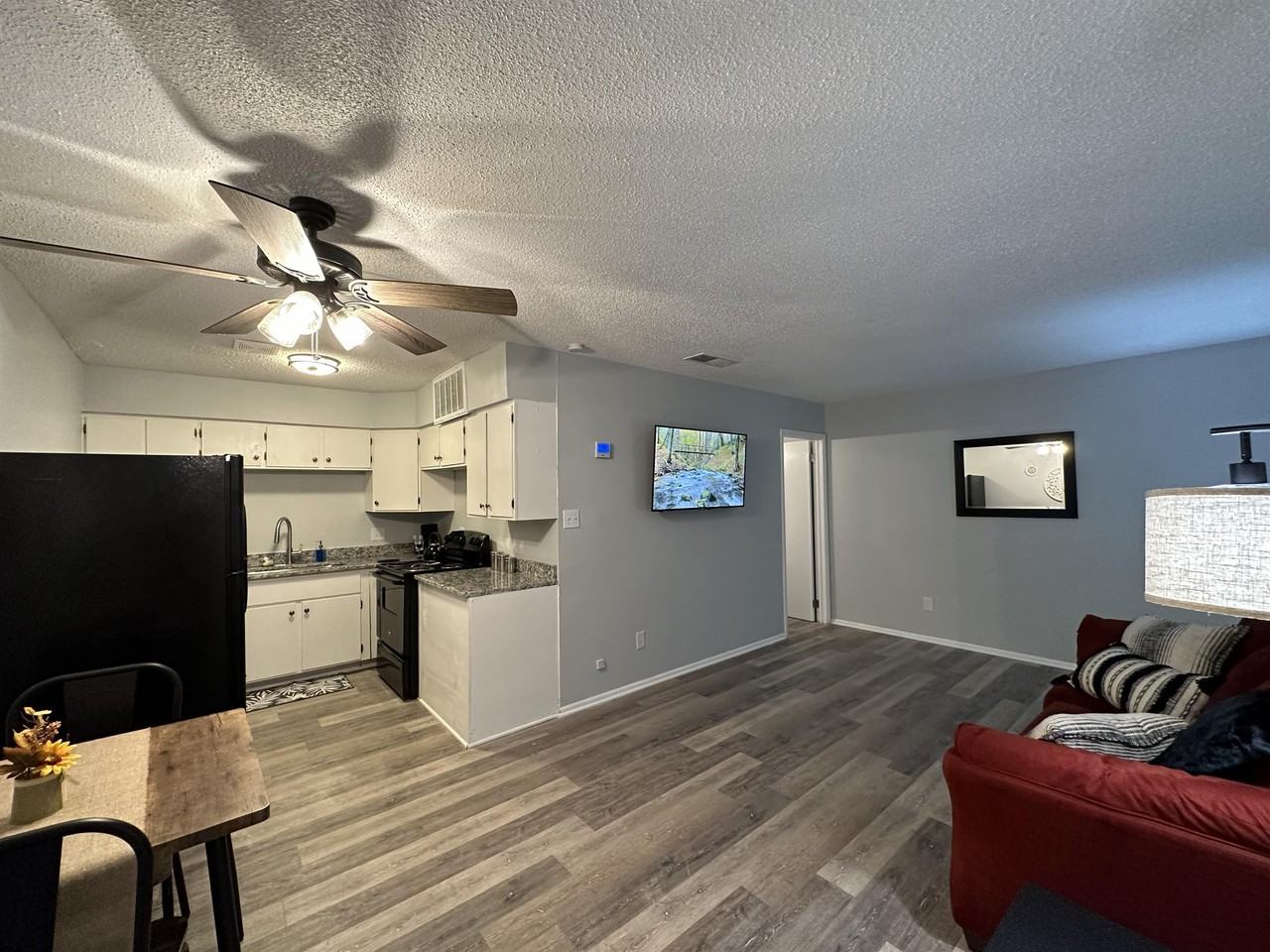 3800 Pine St #4 - Photo 5 of 14