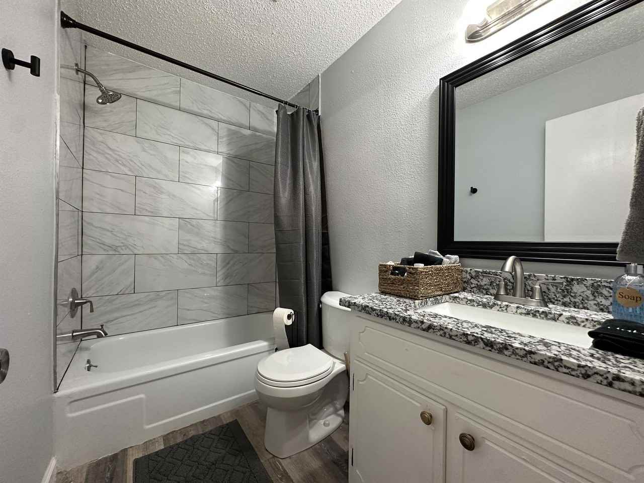 3800 Pine St #4 - Photo 6 of 14