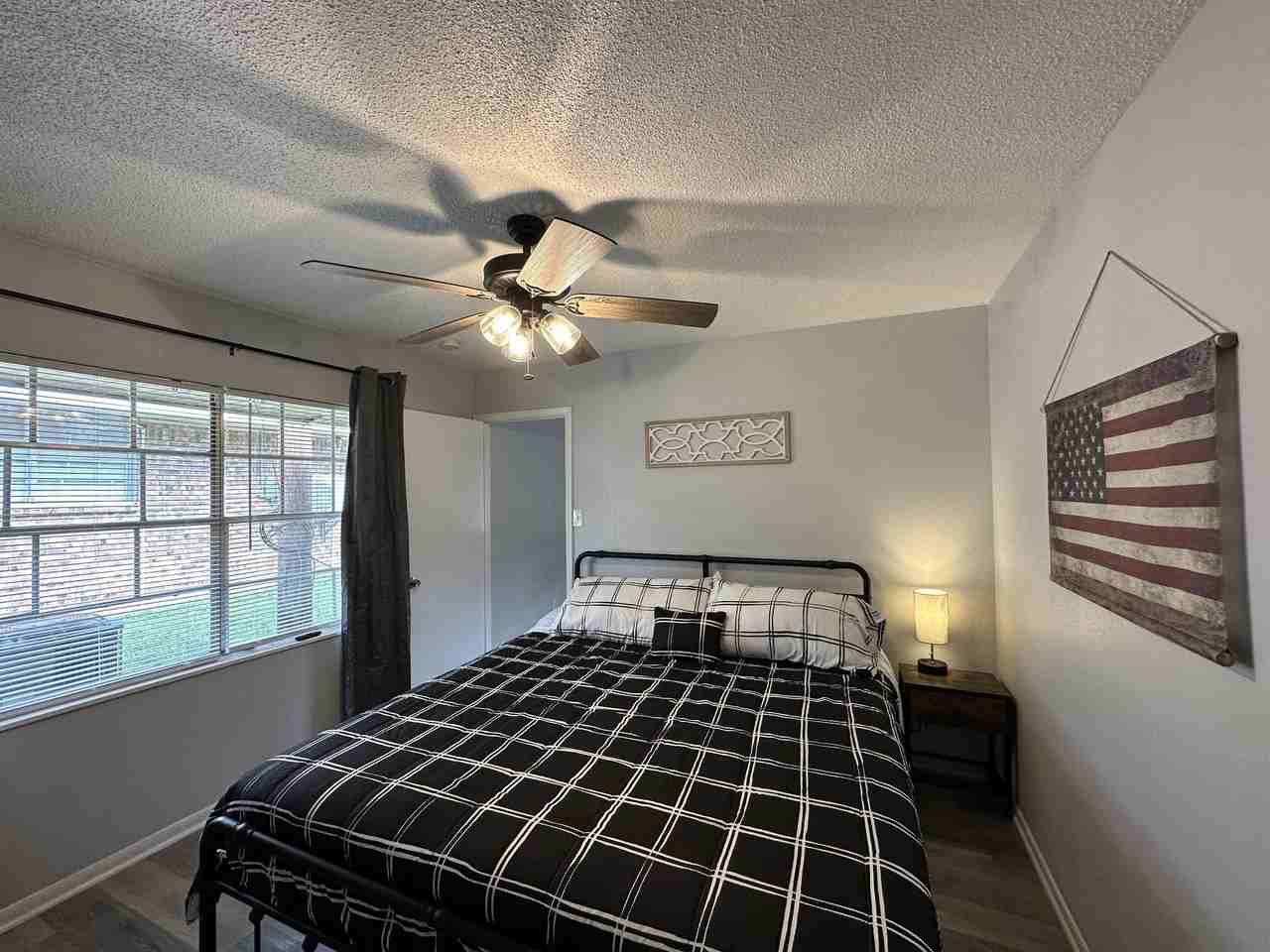 3800 Pine St #4 - Photo 4 of 14