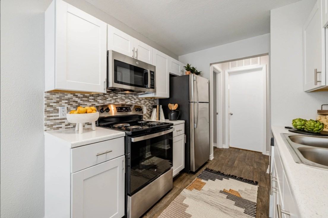 Bluffstone Dr & Bluegrass Dr #1031 - Photo 3 of 17