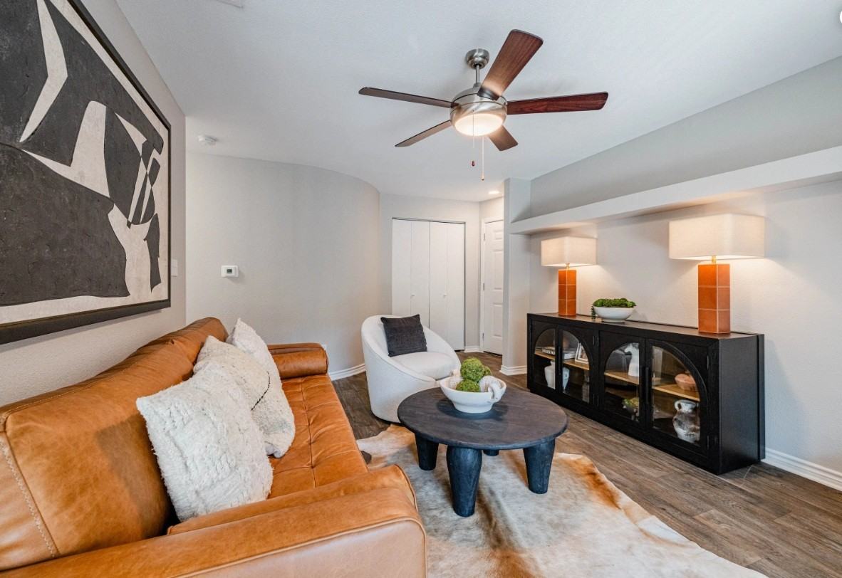 Bluffstone Dr & Bluegrass Dr #1031 - Photo 2 of 17