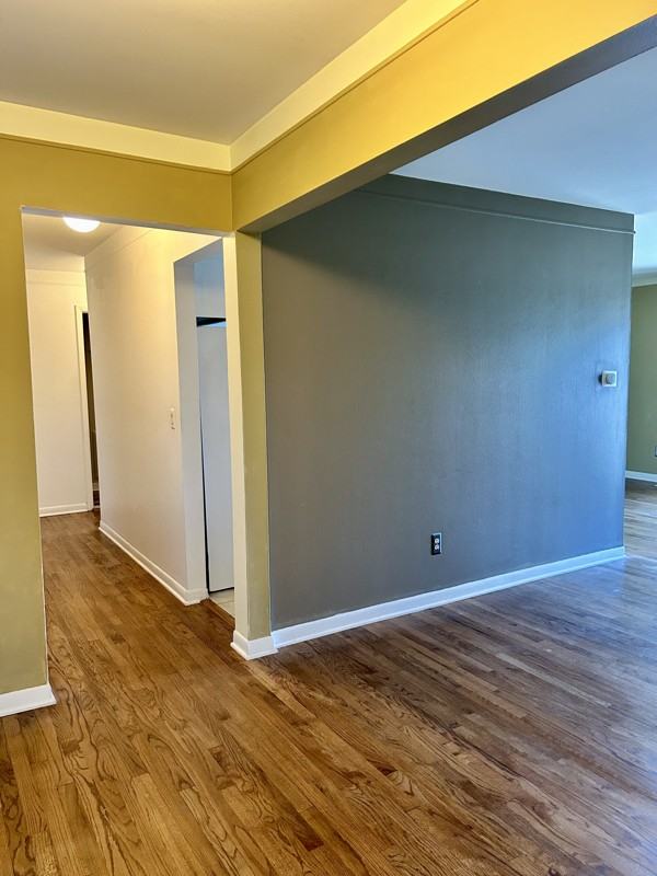 426 North Fox Hills Drive - Photo 7 of 16