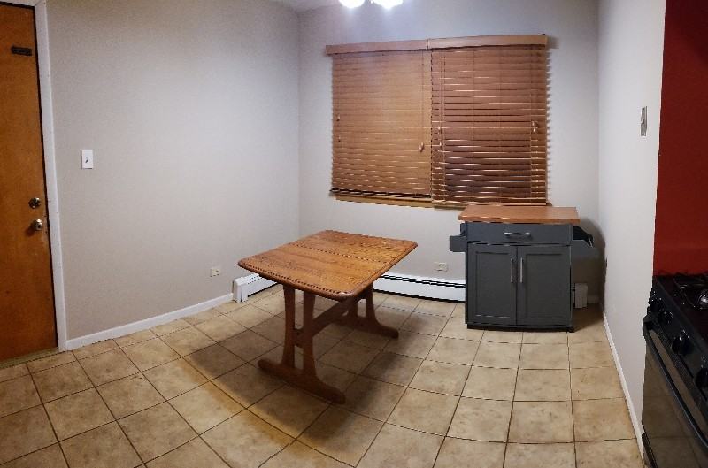 432 Lindenwood Dr #2W - Photo 2 of 6