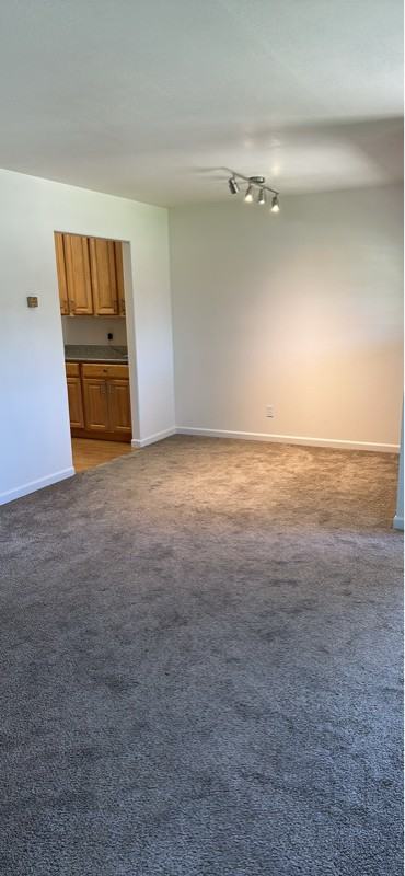 2826 Varden Ave - Photo 2 of 14