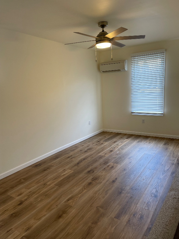 1704 Buchanan Trl E - Photo 3 of 18