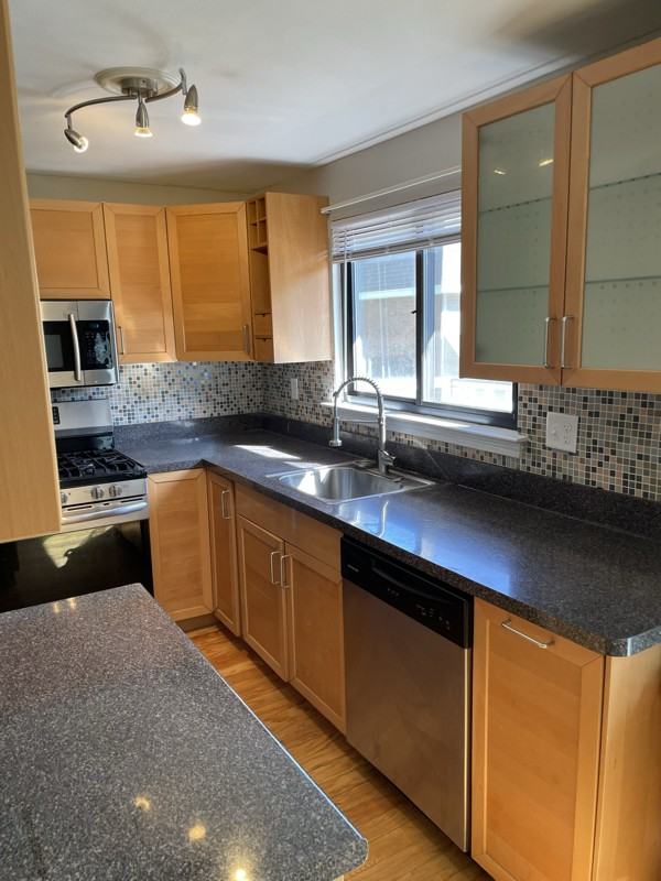 74 Churchill Dr - Photo 3 of 20