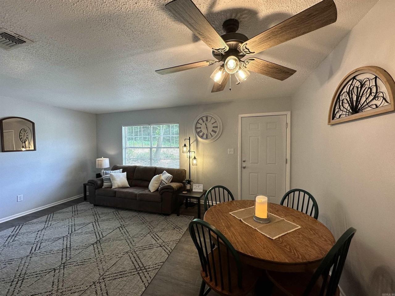 3801 Elizabeth St - Photo 7 of 18