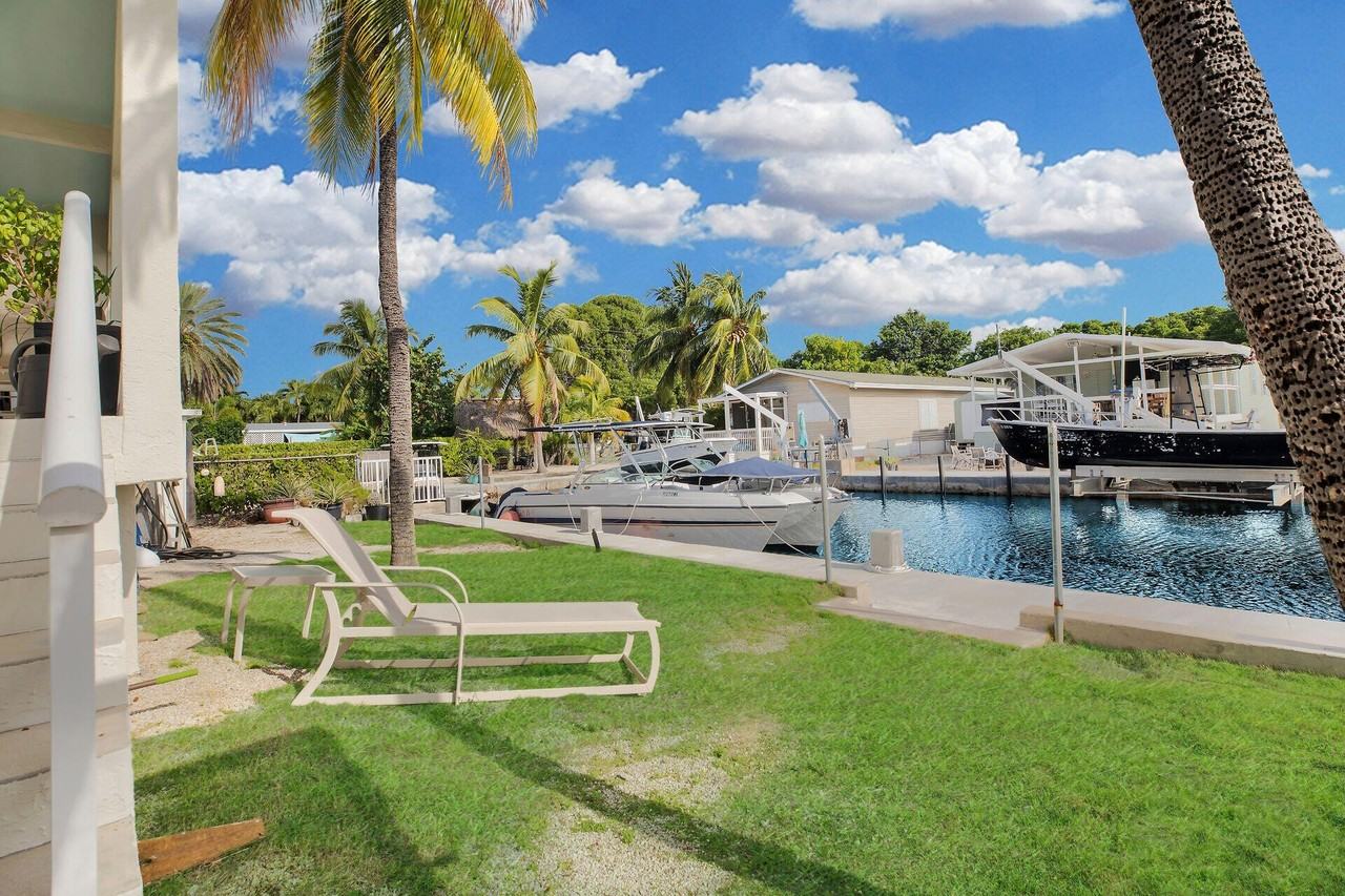 314 Loeb Ave - Photo 2 of 28