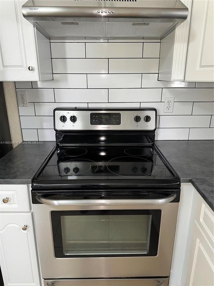 1465 Northwest 59th Street #1465 - Photo 3 of 10