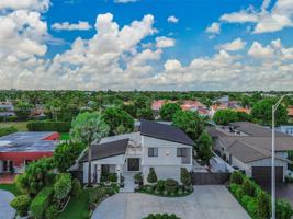 featured image of 8761 Sw 56th St