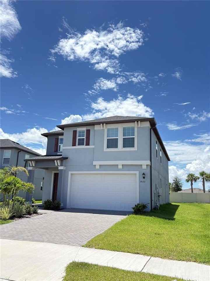 7032 119th Ct E - Photo 2 of 20