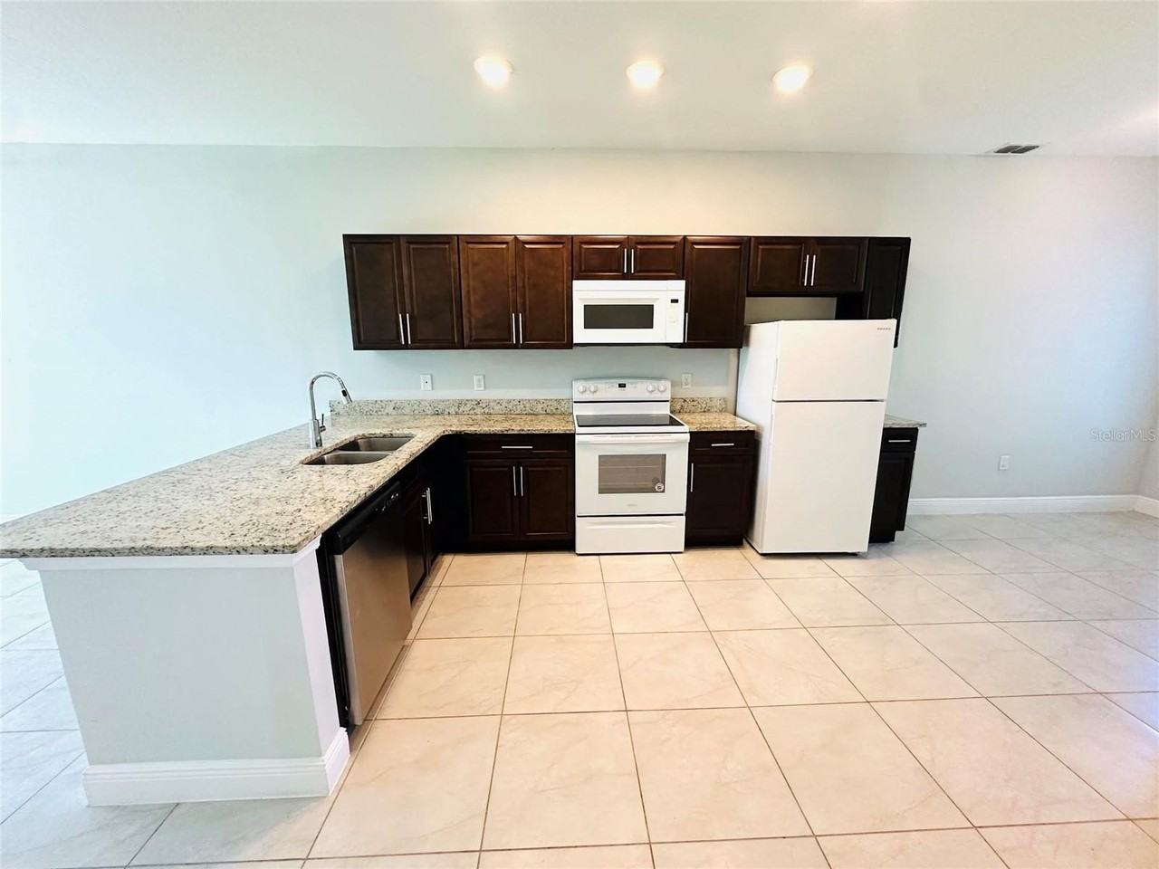 702 Bluebill Pl #A - Photo 6 of 23