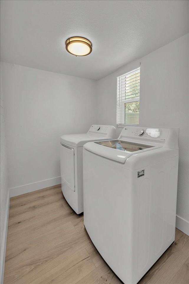 N Ashland - Photo 4 of 6