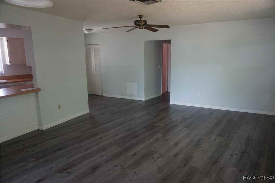 9306 N Santos Dr - Photo 7 of 26