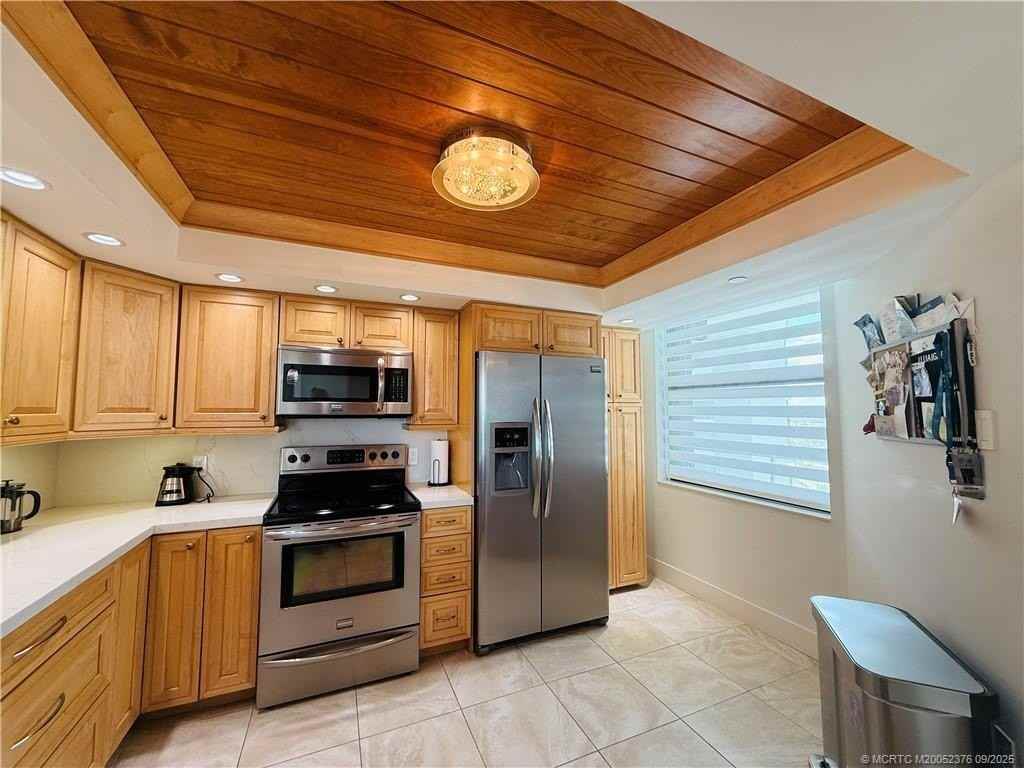 8800 S Ocean Dr Apt 1201 #1201 - Photo 6 of 50