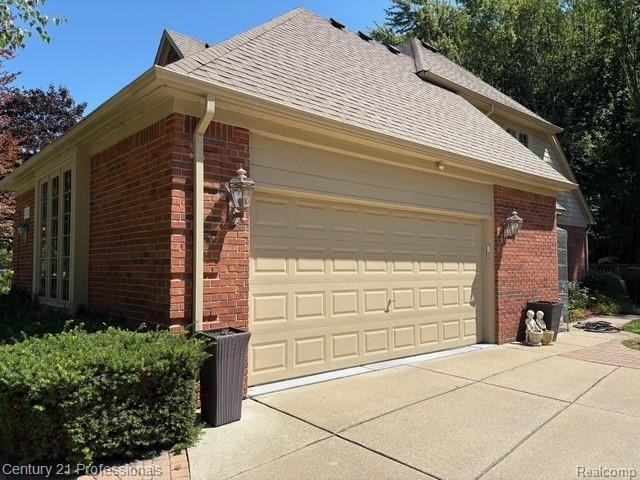 2120 Oakwood Drive - Photo 4 of 50