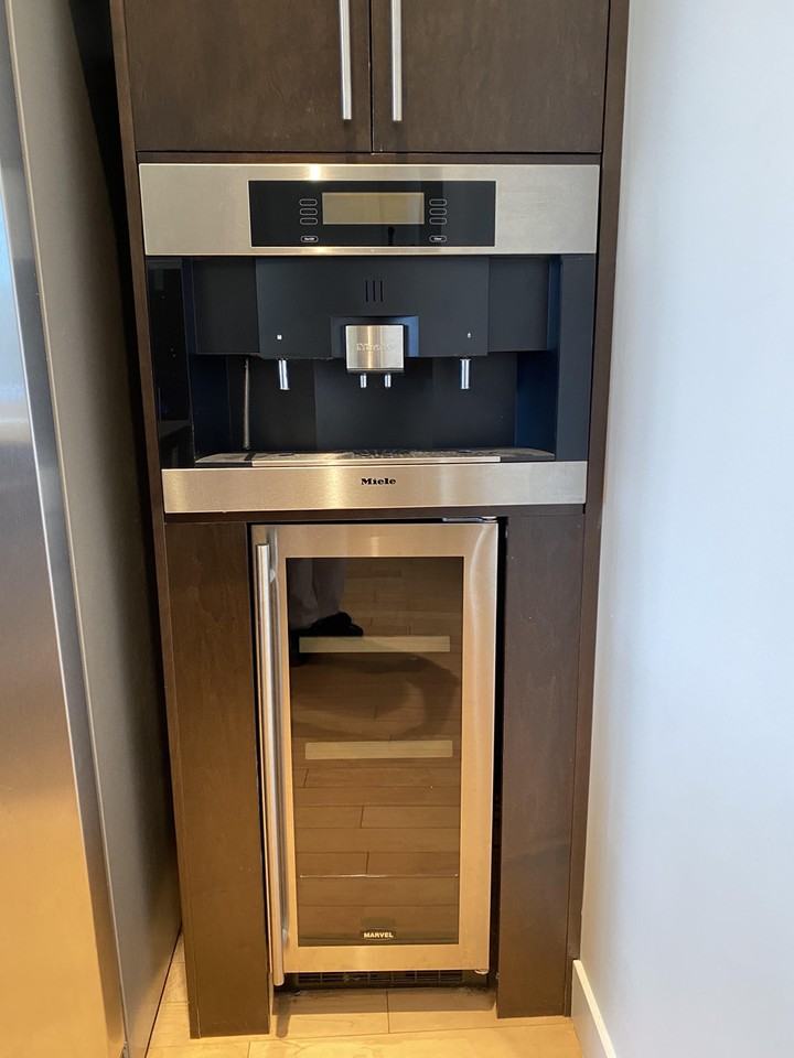 1495 Graham St - Photo 5 of 18