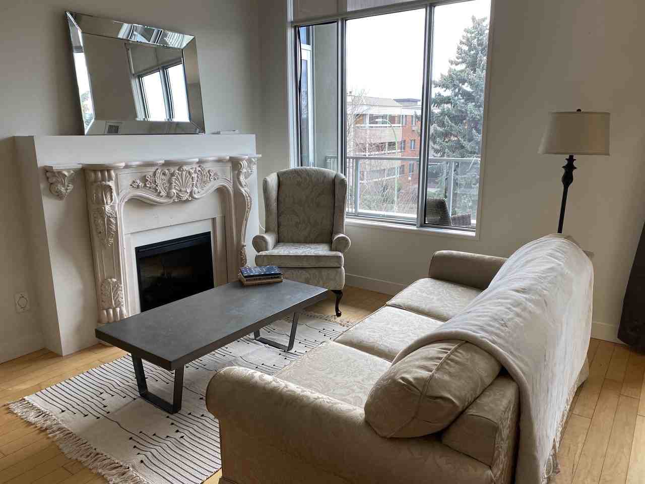 1495 Graham St - Photo 3 of 18