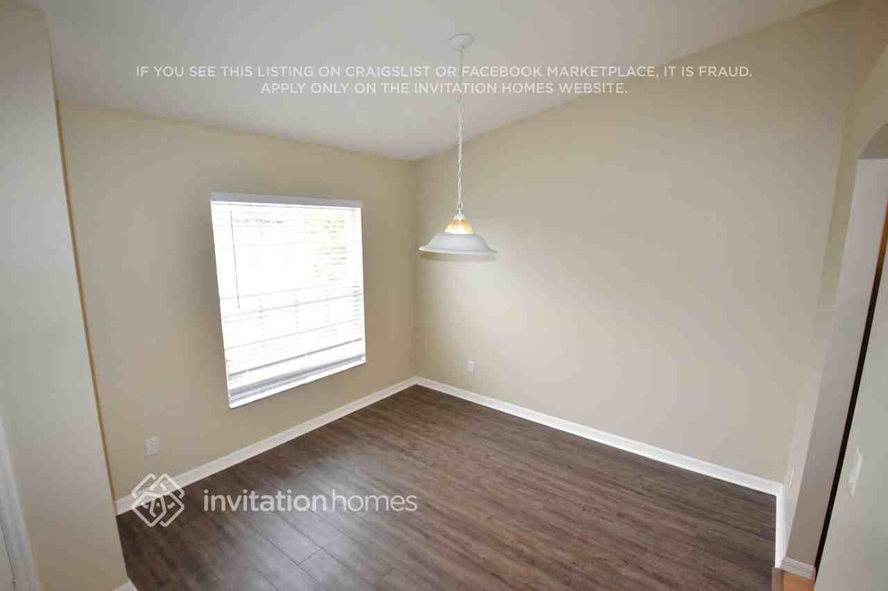 2201 Nw 1st St - Photo 4 of 12