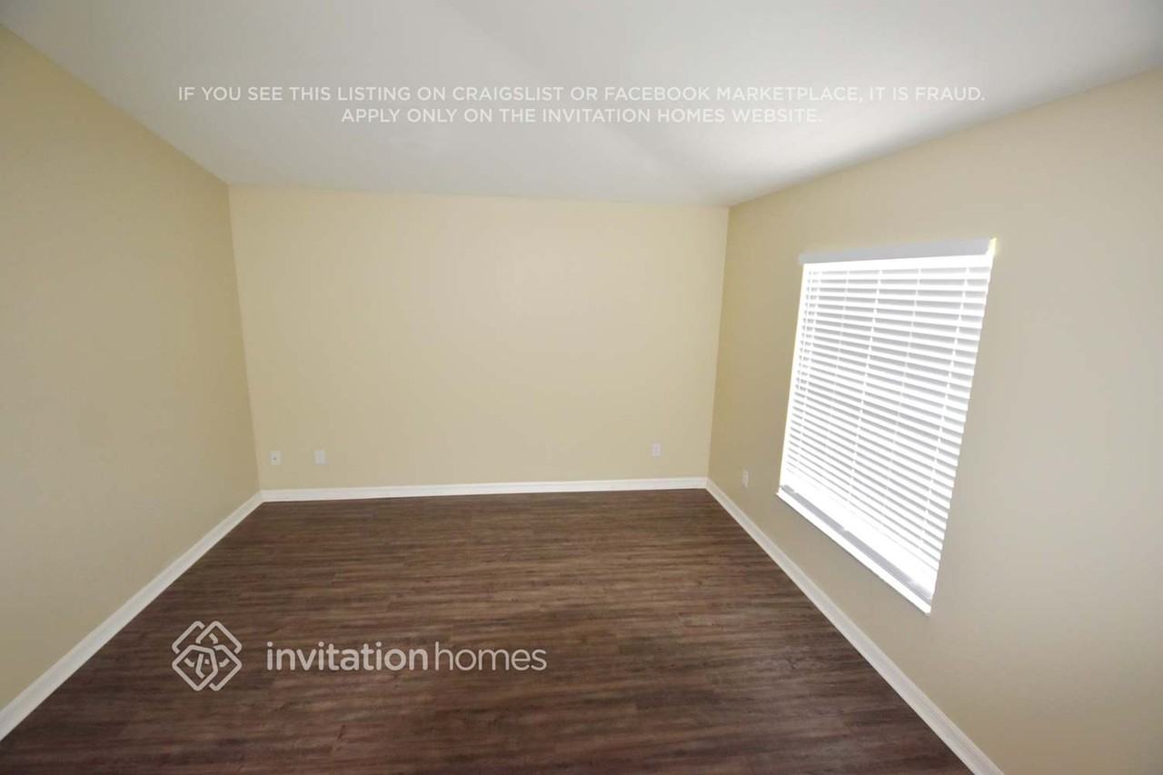 2201 Nw 1st St - Photo 5 of 12