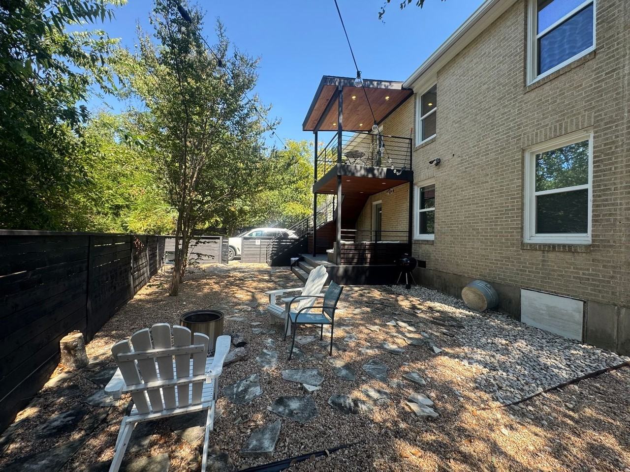 3202 Beanna St #A - Photo 4 of 30