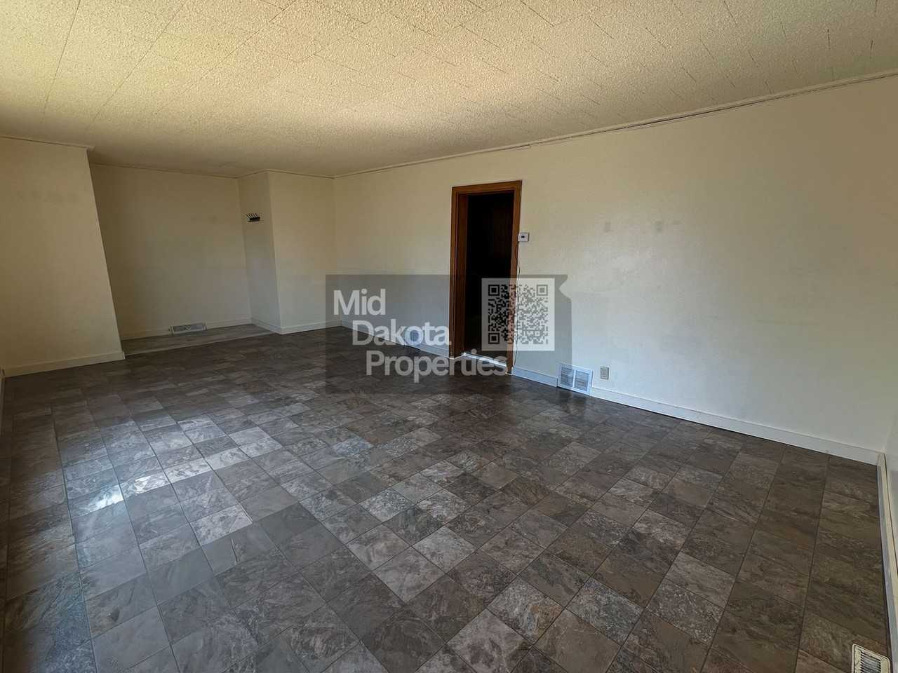 1122 W 3rd Ave - Photo 3 of 18