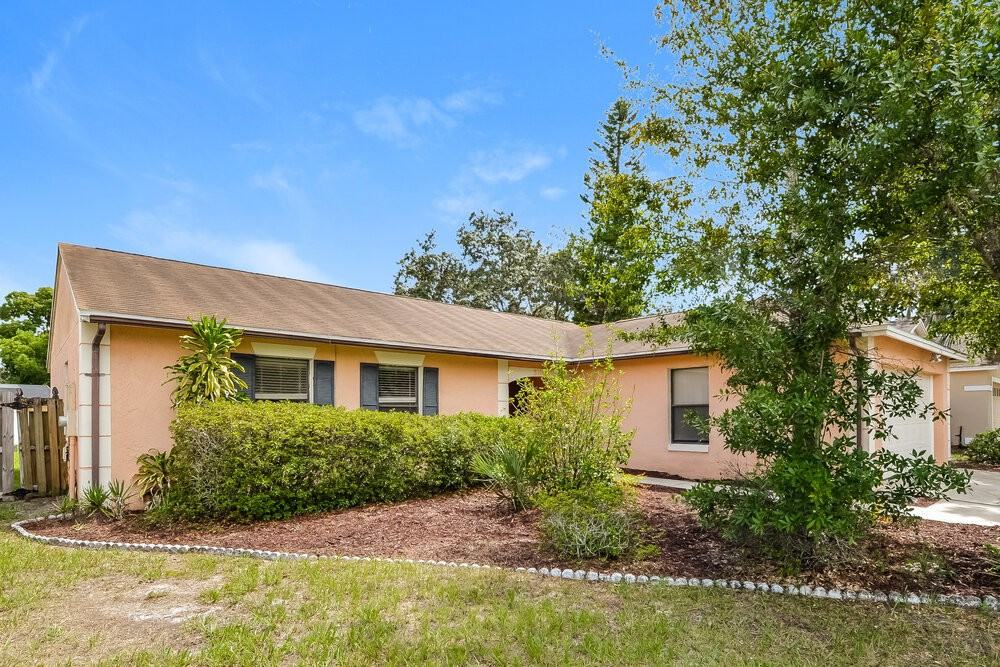 3116 S Horizon Pl - Photo 3 of 16