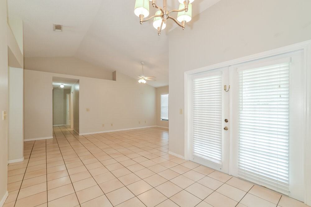 3116 S Horizon Pl - Photo 6 of 16