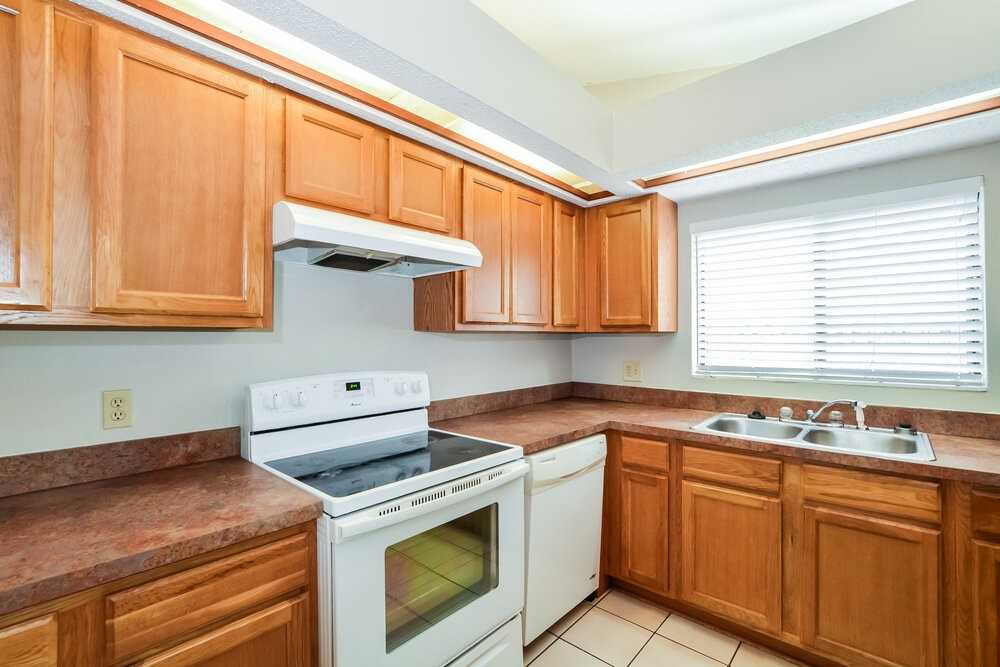 3116 S Horizon Pl - Photo 7 of 16