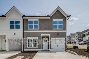 featured image of 7 Sandstone Dr