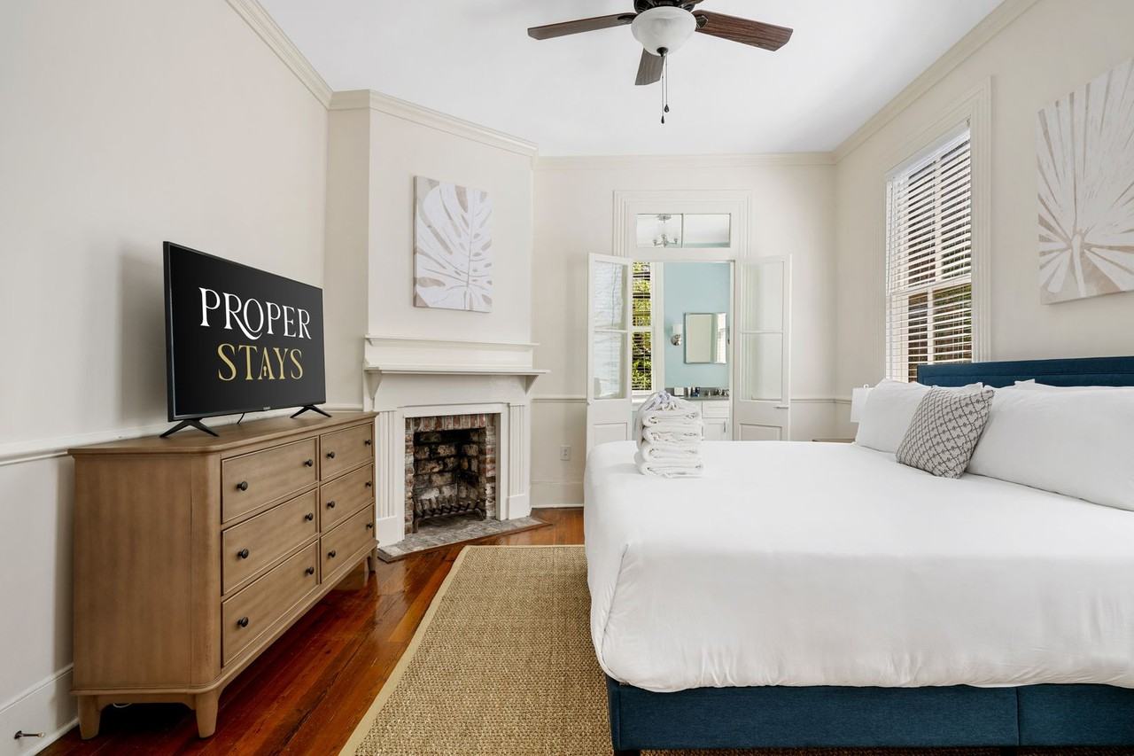 33 Society St - Photo 3 of 32