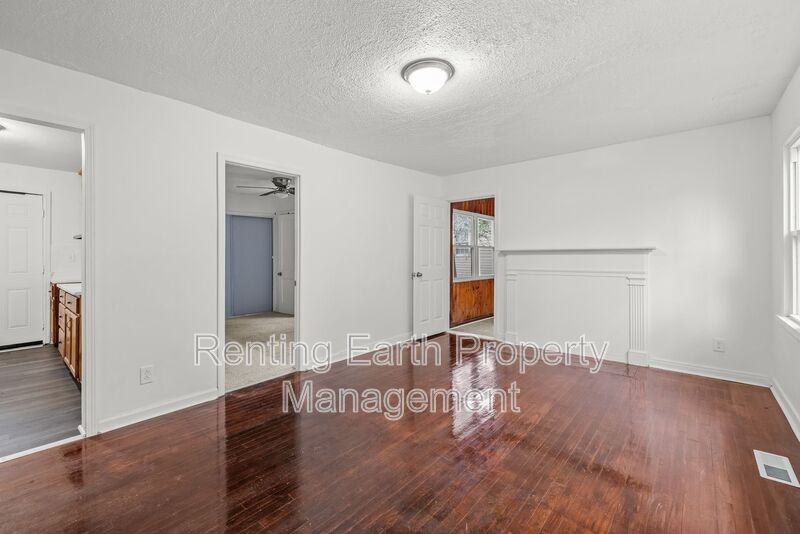 5025 43rd Pl N - Photo 2 of 17