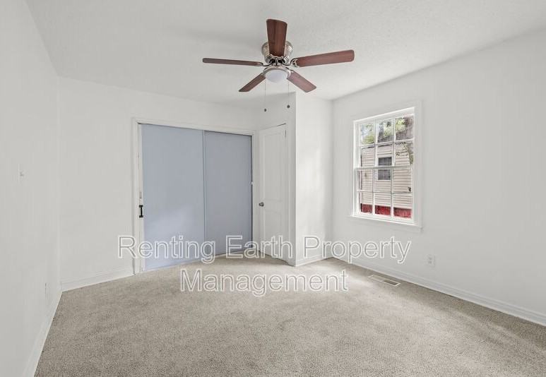 5025 43rd Pl N - Photo 5 of 17