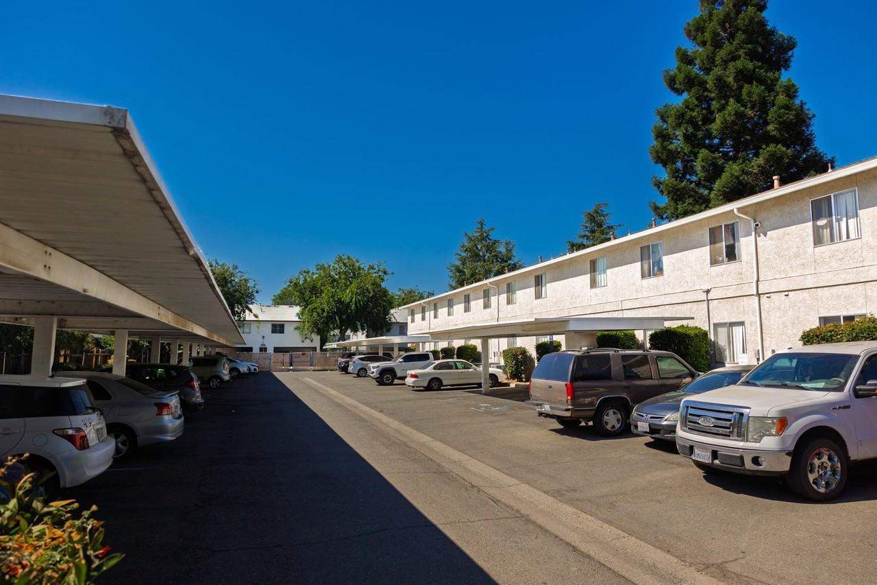 0150 - Photo 4 of 31