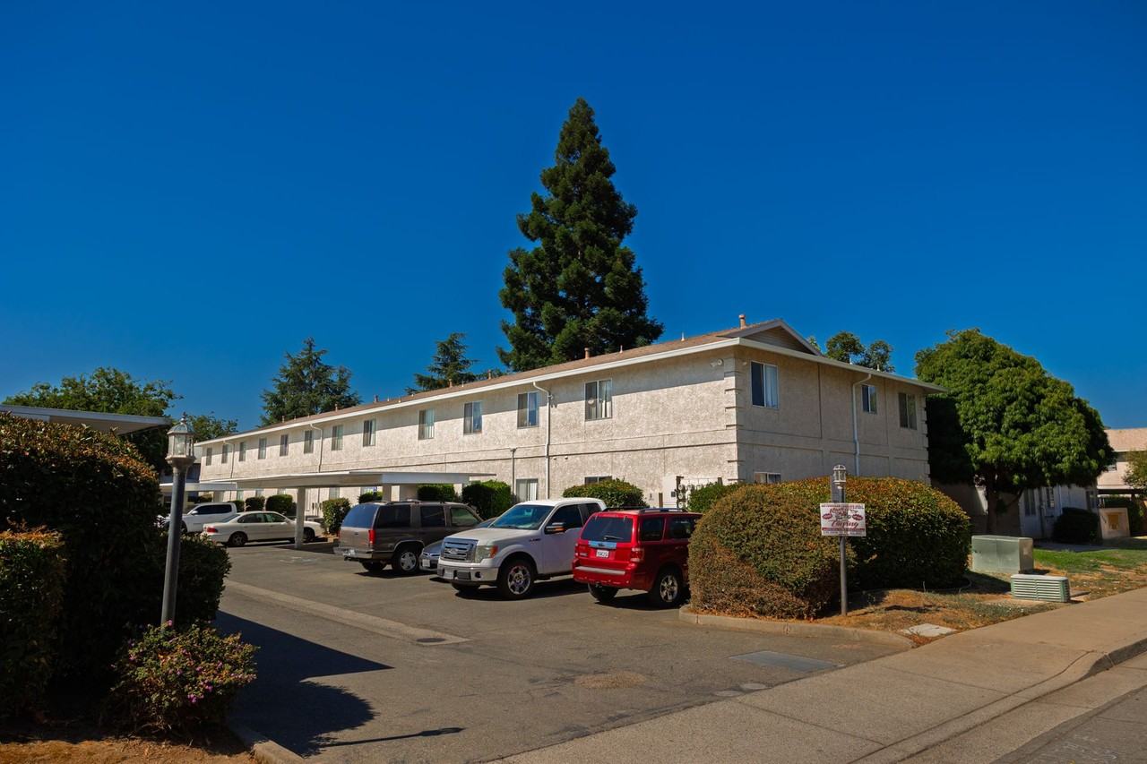 0150 - Photo 5 of 31