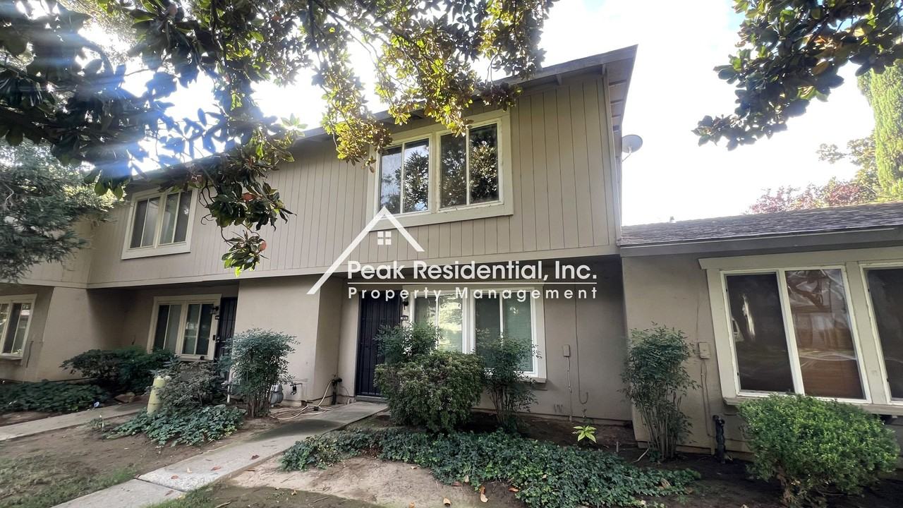 8736 Woodman Way - Photo 3 of 21