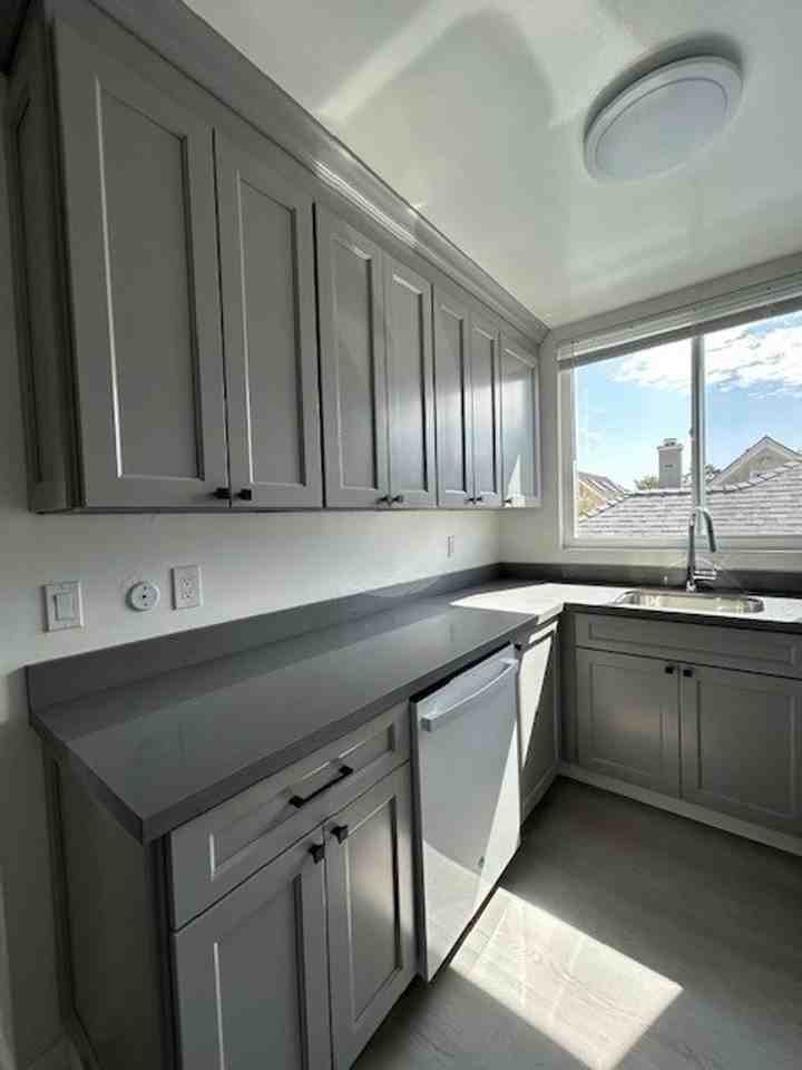 2024 Vine St Apt 2a - Photo 5 of 21
