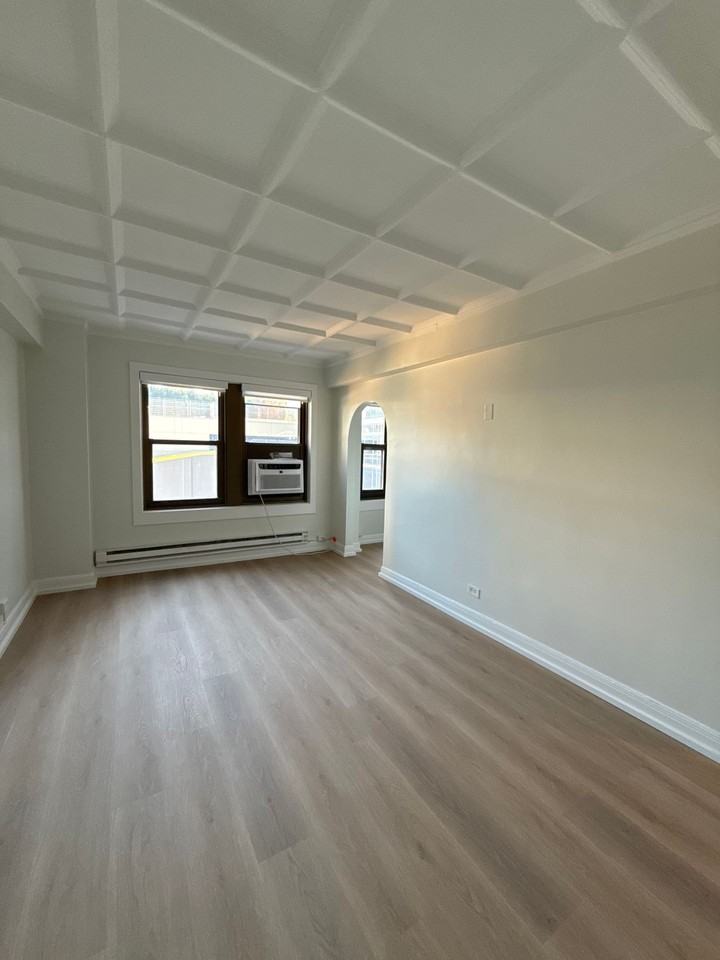 The Archer - Photo 7 of 45