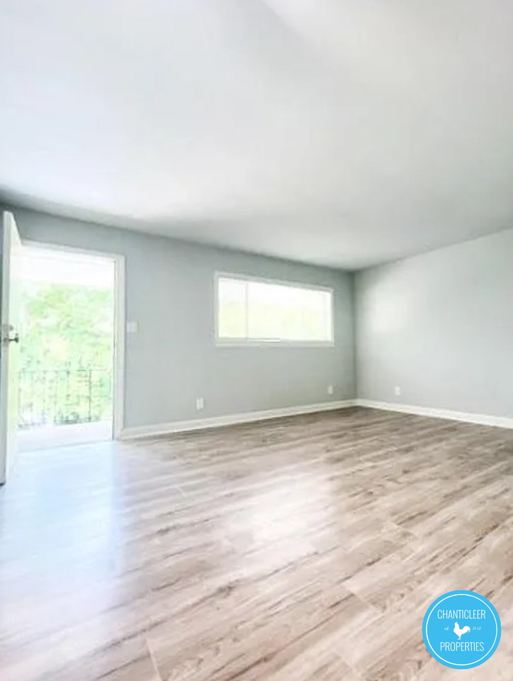 1111 West Academy Street TRIAD - Photo 3 of 12